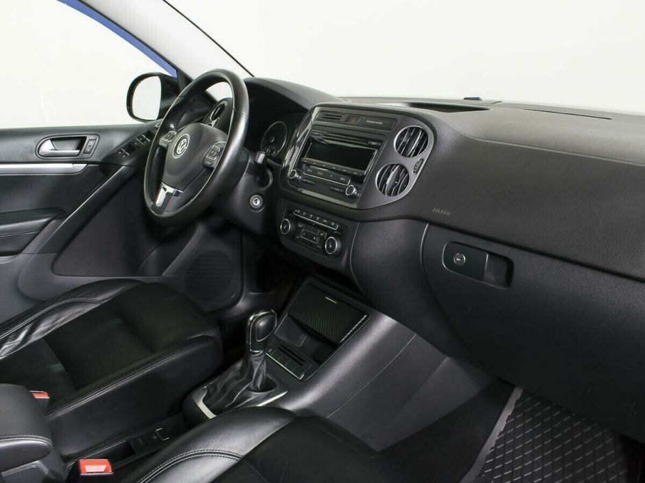 Volkswagen Tiguan 2.0 АКПП, 2012, 131 000 км фото 8