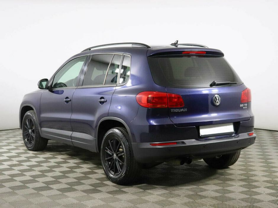 Volkswagen Tiguan 2.0 АКПП, 2013, 123 000 км фото 3