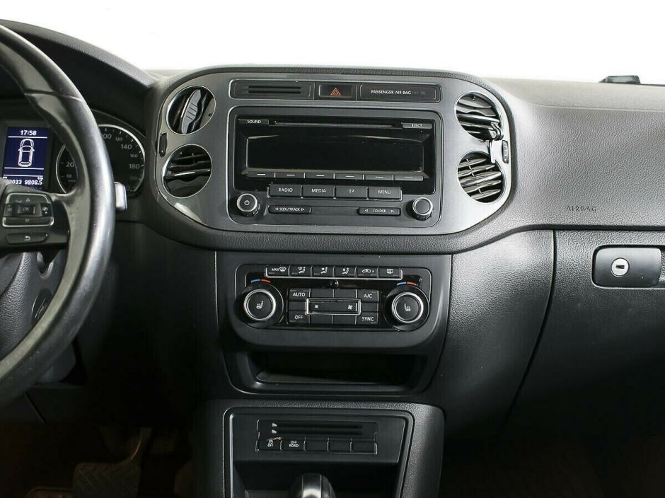 Volkswagen Tiguan 2.0 АКПП, 2015, 109 000 км фото 6