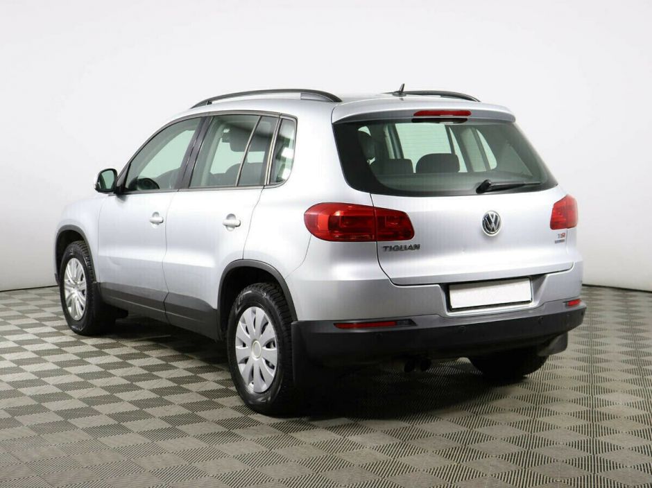Volkswagen Tiguan 1.4 РКПП, 2012, 135 000 км фото 3