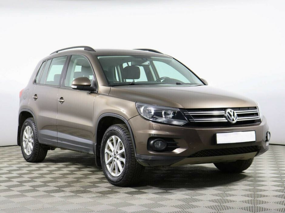 Volkswagen Tiguan 2.0 АКПП, 2012, 140 000 км фото 2