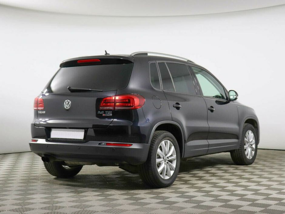 Volkswagen Tiguan 2.0 АКПП, 2012, 135 000 км фото 3