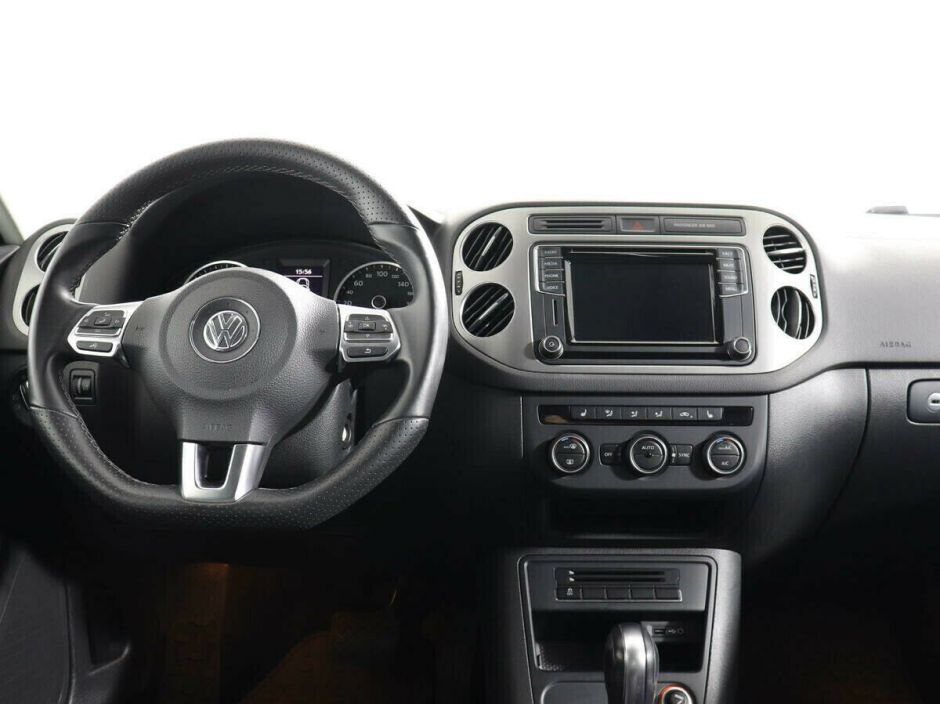 Volkswagen Tiguan 2.0 АКПП, 2012, 135 000 км фото 7