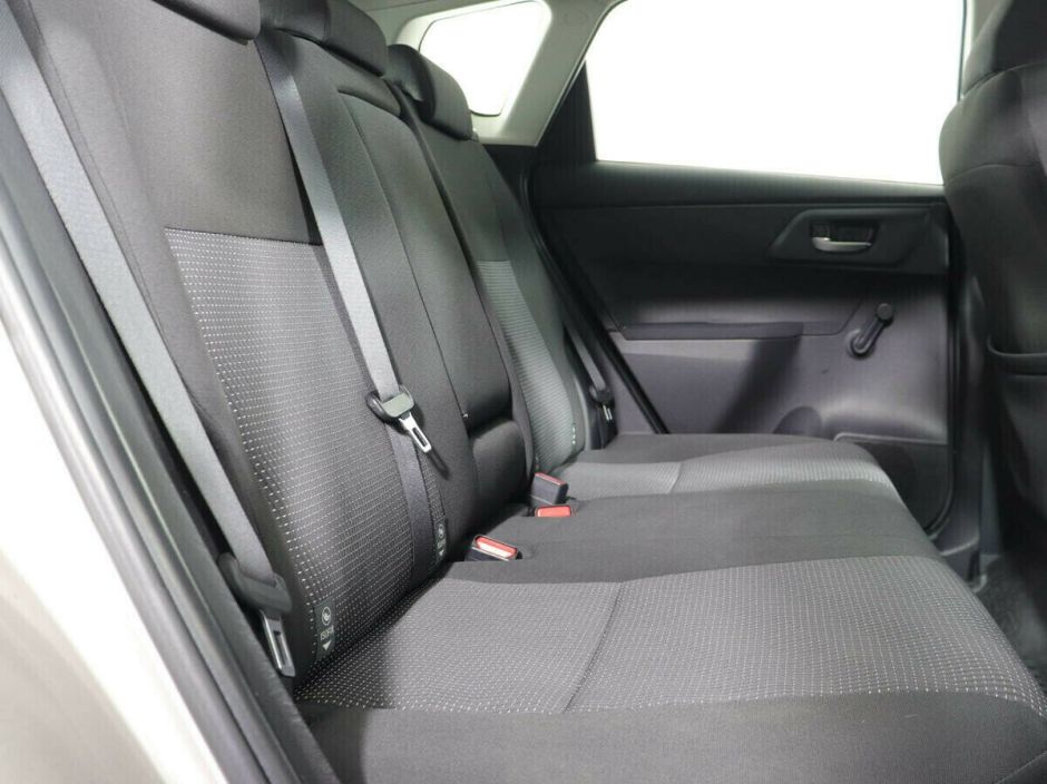 Toyota Auris 1.6 CVT, 2013, 121 000 км фото 9