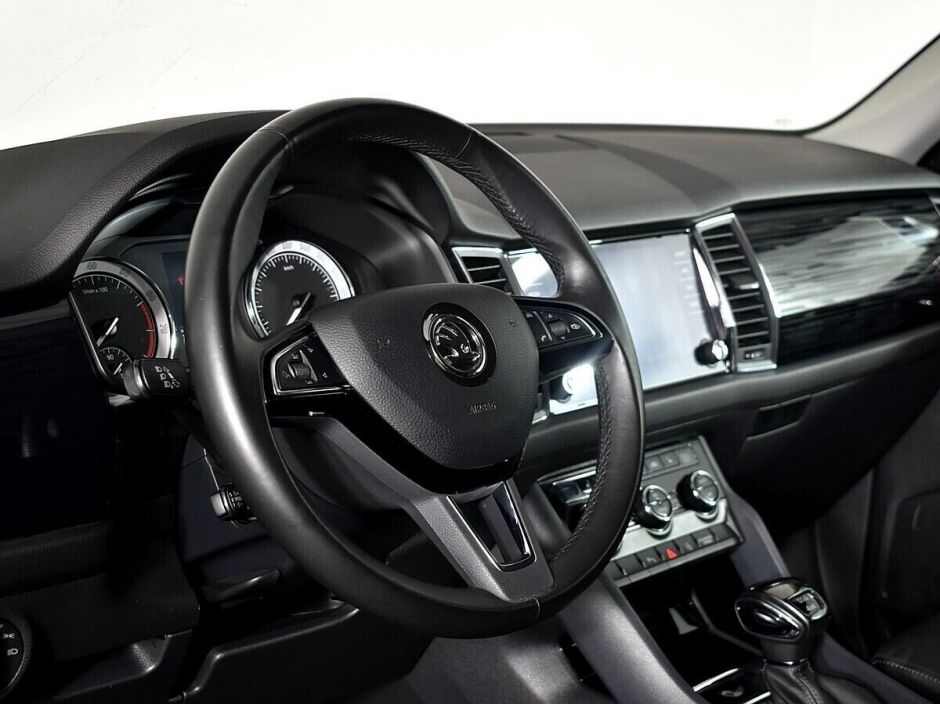 Skoda Kodiaq 2.0 РКПП, 2017, 80 000 км фото 5