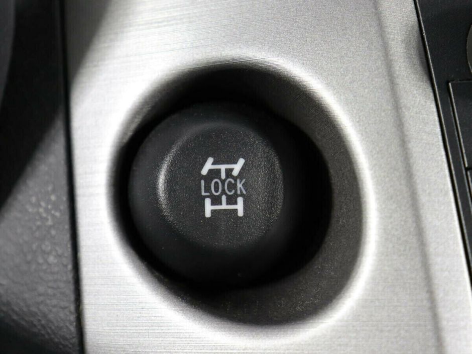 Toyota RAV4 2.0 АКПП, 2007, 195 000 км фото 11