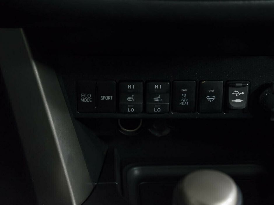 Toyota RAV4 2.2 АКПП, 2013, 125 000 км фото 7