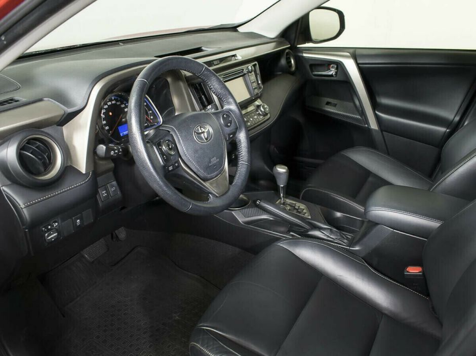 Toyota RAV4 2.2 АКПП, 2014, 114 000 км фото 10