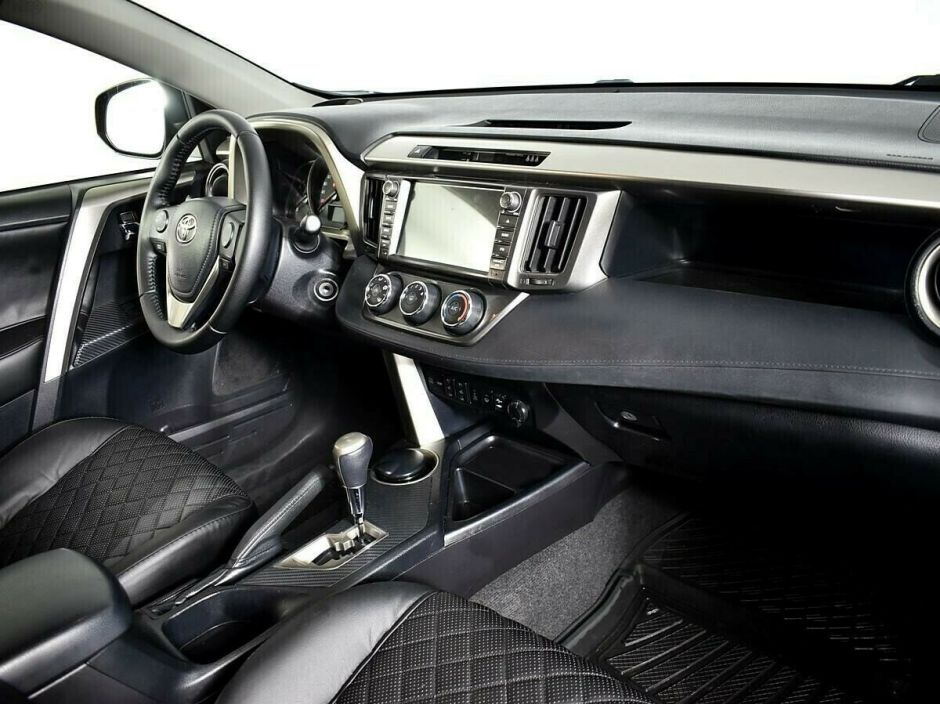 Toyota RAV4 2.2 АКПП, 2012, 138 000 км фото 5