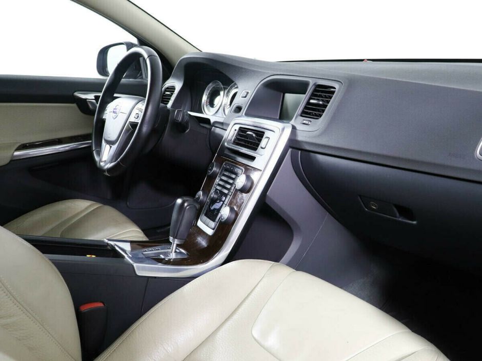 Volvo S60 1.6 РКПП, 2011, 157 000 км фото 5