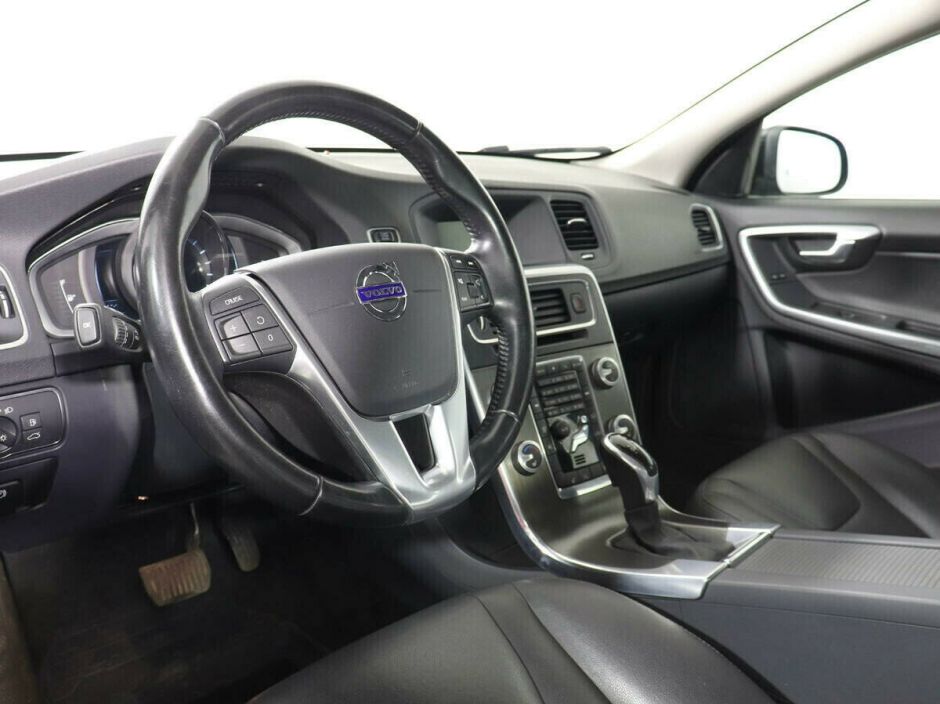 Volvo S60 1.5 АКПП, 2016, 94 000 км фото 6