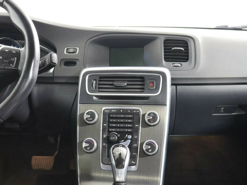 Volvo S60 1.5 АКПП, 2016, 94 000 км фото 10