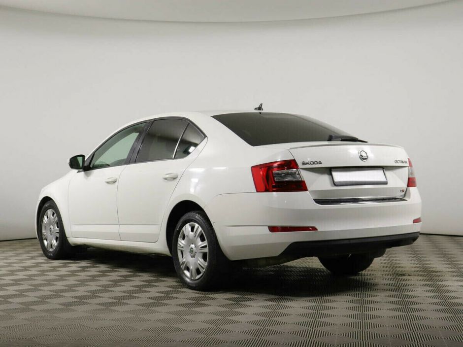Skoda Octavia 1.8 РКПП, 2013, 125 000 км фото 4