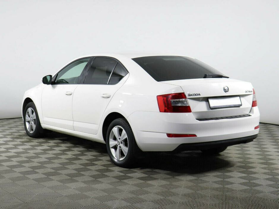 Skoda Octavia 1.4 РКПП, 2014, 110 000 км фото 4
