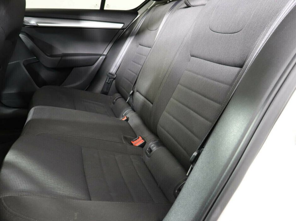 Skoda Octavia 1.4 РКПП, 2014, 110 000 км фото 9