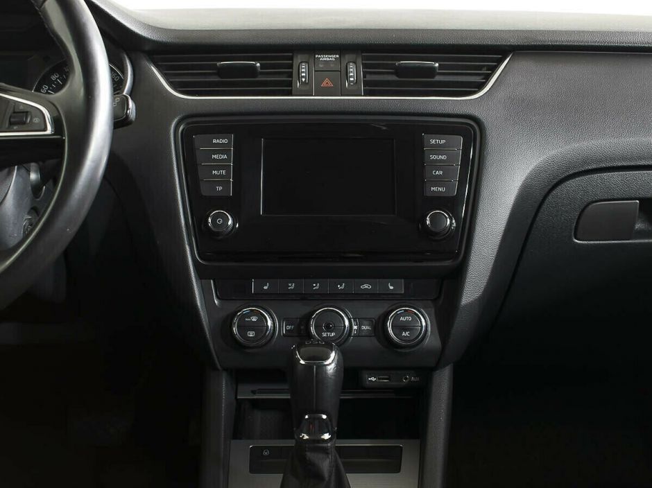 Skoda Octavia 1.8 РКПП, 2014, 114 000 км фото 6