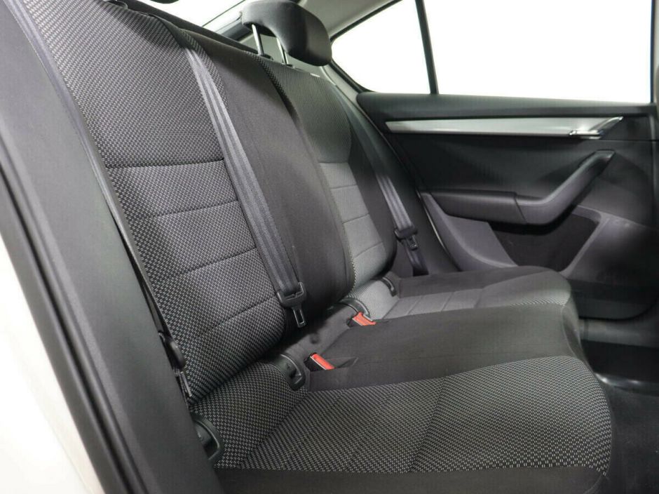 Skoda Octavia 1.6 МКПП, 2015, 95 000 км фото 10