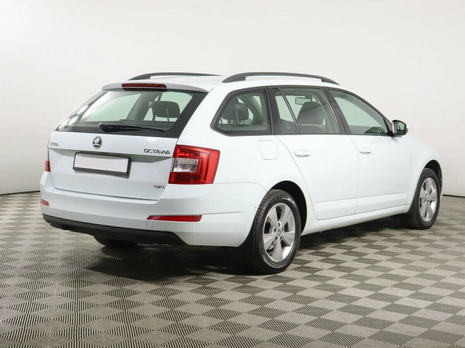 Skoda Octavia 1.8 РКПП, 2015, 100 000 км фото 3