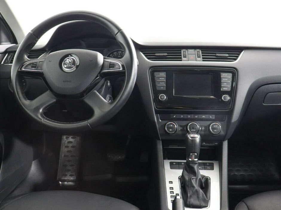 Skoda Octavia 1.8 РКПП, 2015, 100 000 км фото 5