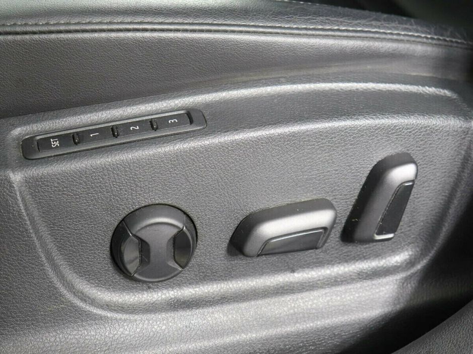 Skoda Octavia 1.8 РКПП, 2015, 100 000 км фото 9