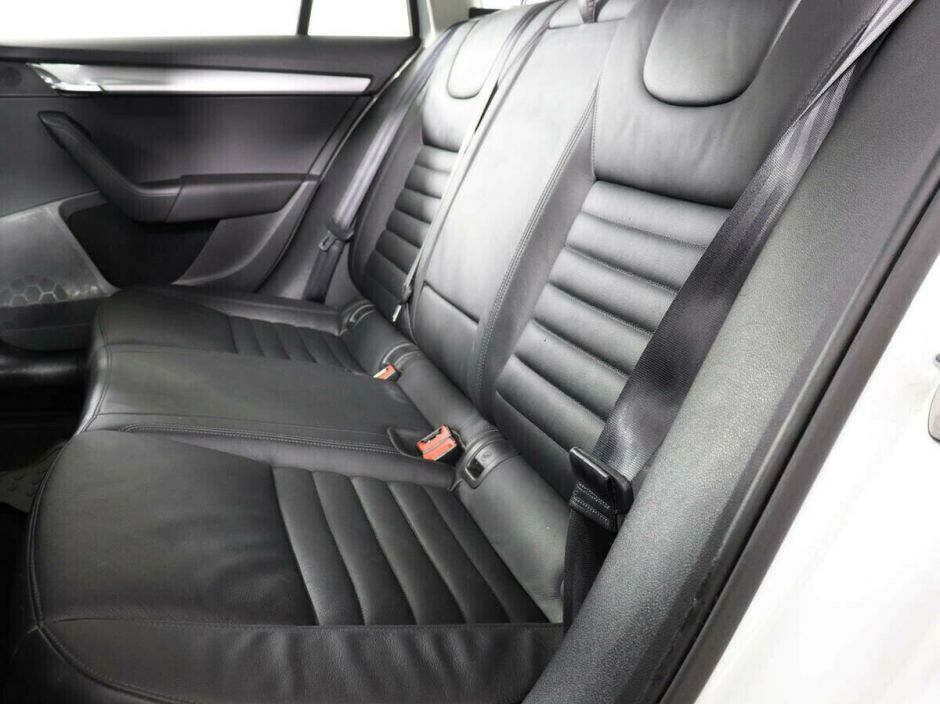 Skoda Octavia 1.8 РКПП, 2015, 100 000 км фото 11