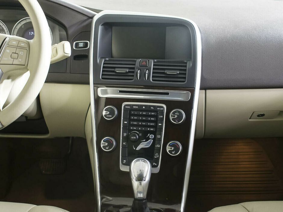 Volvo XC60 2.4 АКПП, 2012, 144 000 км фото 11