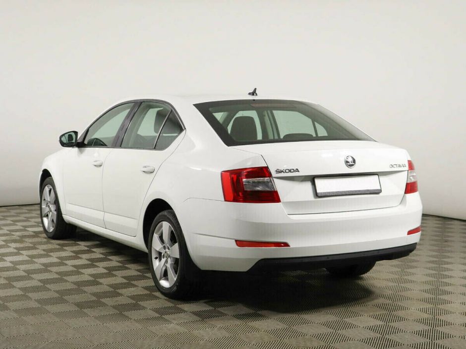 Skoda Octavia 1.4 РКПП, 2016, 98 000 км фото 4