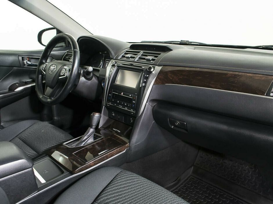 Toyota Camry 2.5 АКПП, 2015, 99 000 км фото 8