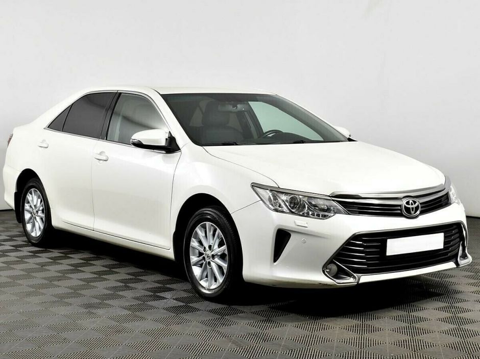 Toyota Camry 2.5 АКПП, 2017, 85 000 км фото 3