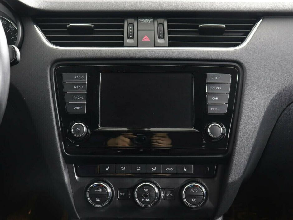 Skoda Octavia 1.4 МКПП, 2016, 87 000 км фото 6