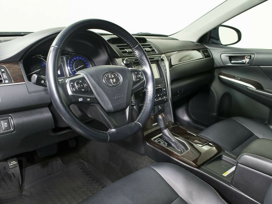 Toyota Camry 2.5 АКПП, 2016, 91 000 км фото 5