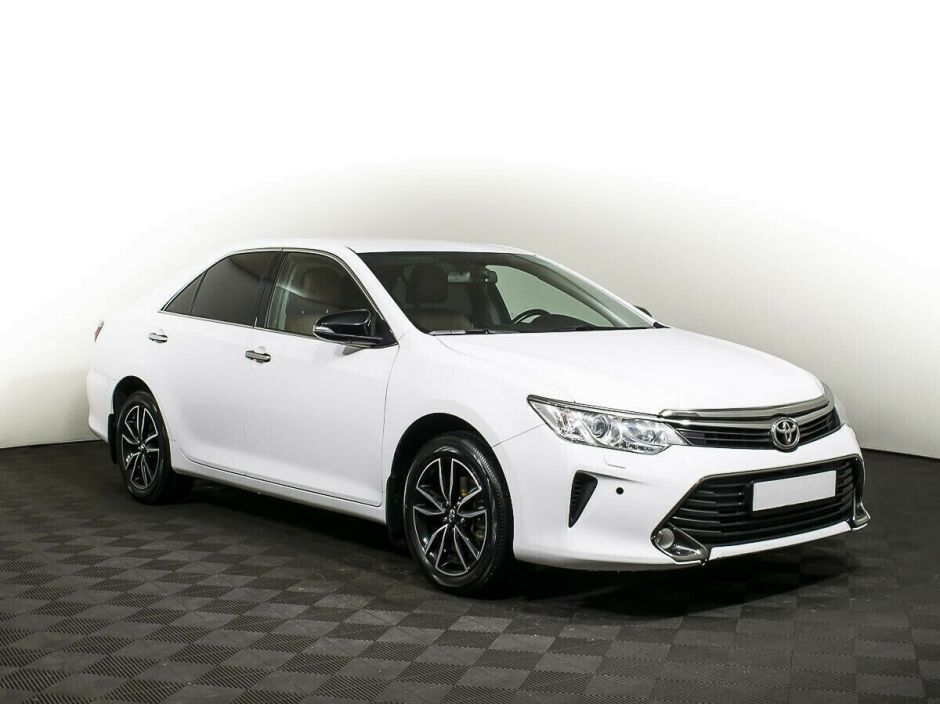 Toyota Camry 2.5 АКПП, 2017, 81 000 км фото 3