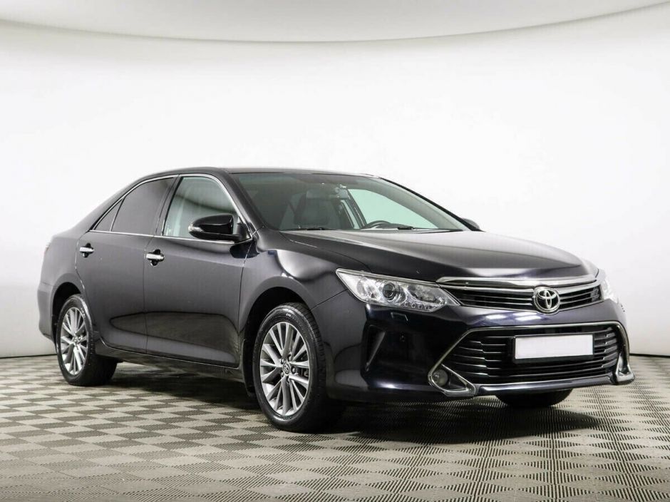 Toyota Camry 2.5 АКПП, 2017, 75 000 км фото 3