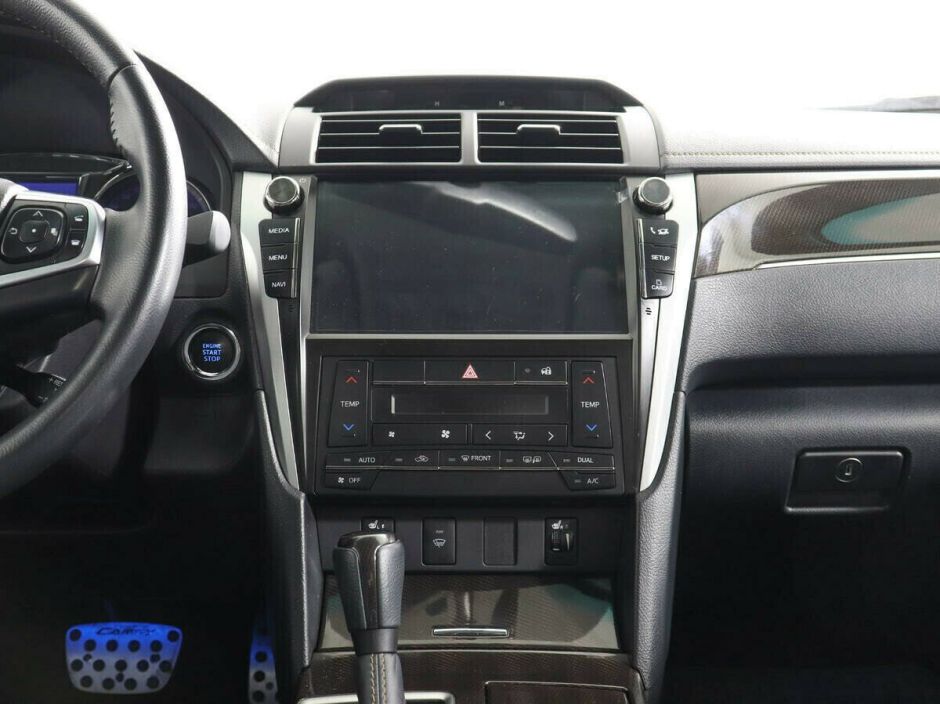 Toyota Camry 2.0 АКПП, 2015, 100 000 км фото 8