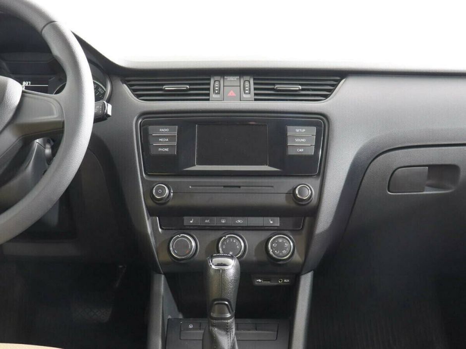 Skoda Octavia 1.6 АКПП, 2016, 91 000 км фото 5