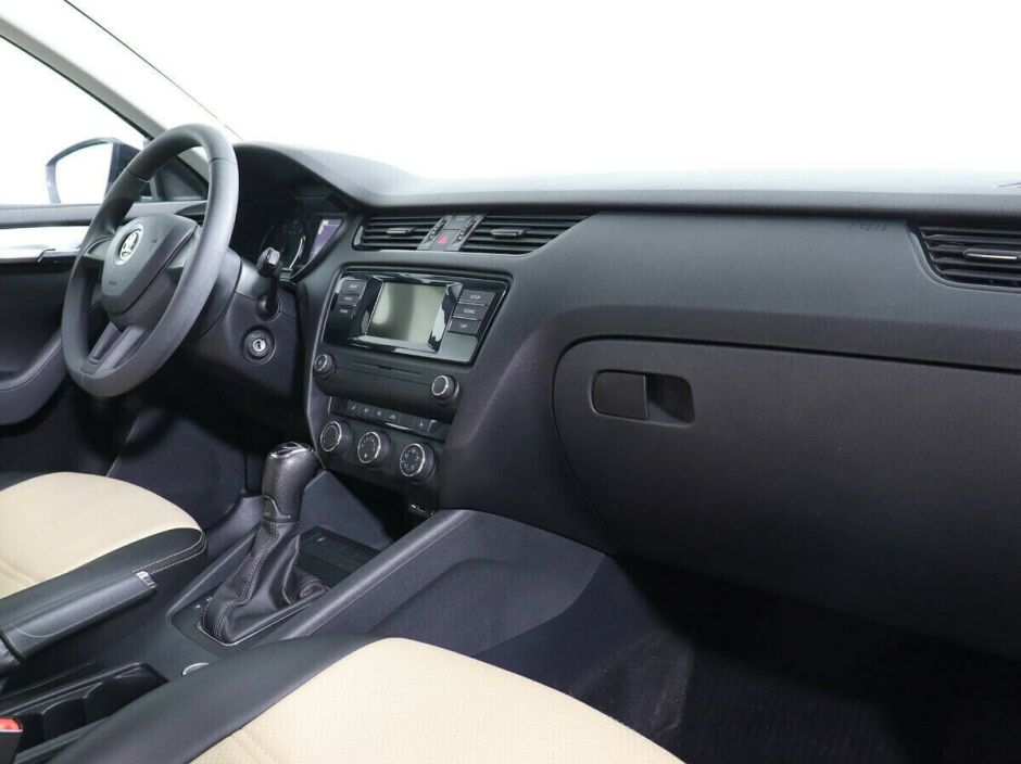 Skoda Octavia 1.6 АКПП, 2016, 91 000 км фото 7