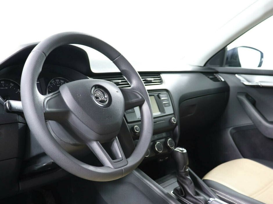 Skoda Octavia 1.6 АКПП, 2016, 91 000 км фото 8