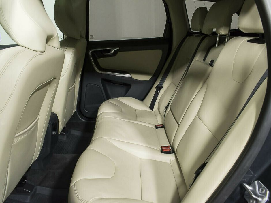 Volvo XC60 2.4 АКПП, 2016, 83 000 км фото 8