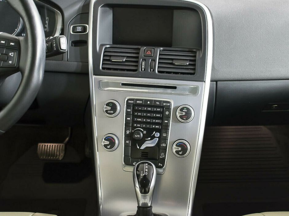Volvo XC60 2.4 АКПП, 2016, 83 000 км фото 10