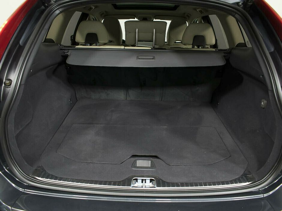 Volvo XC60 2.4 АКПП, 2016, 83 000 км фото 11