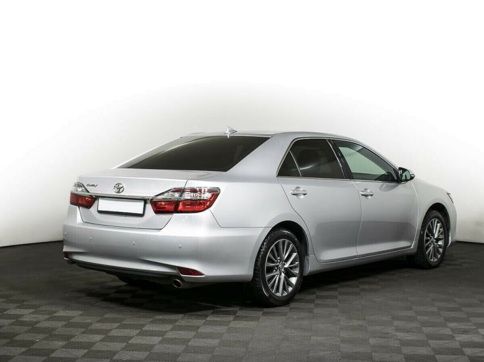 Toyota Camry 2.5 АКПП, 2018, 73 000 км фото 2