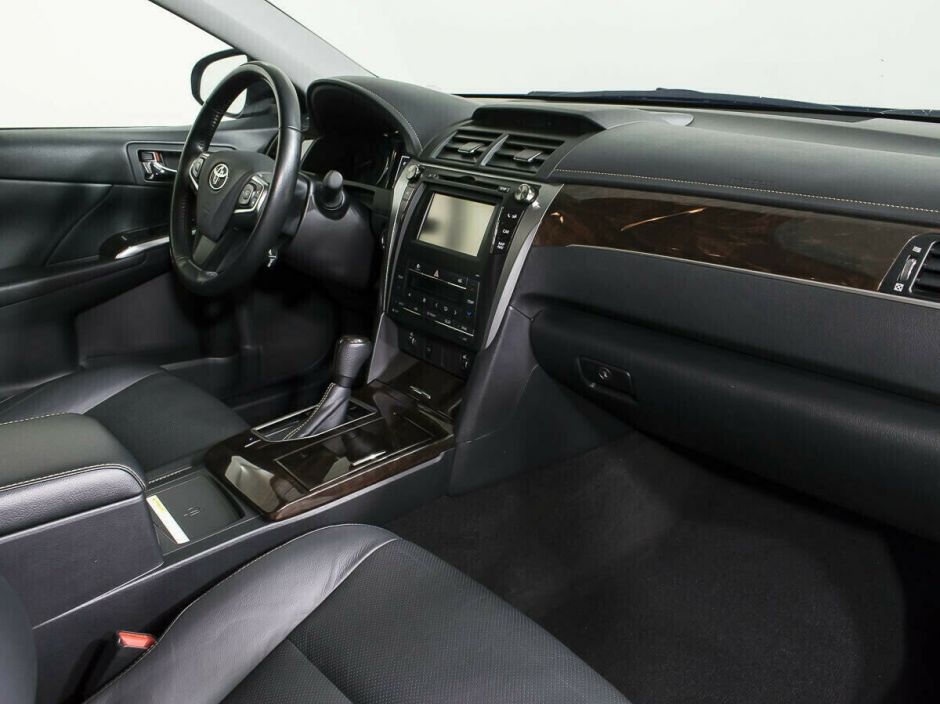 Toyota Camry 2.5 АКПП, 2018, 73 000 км фото 13