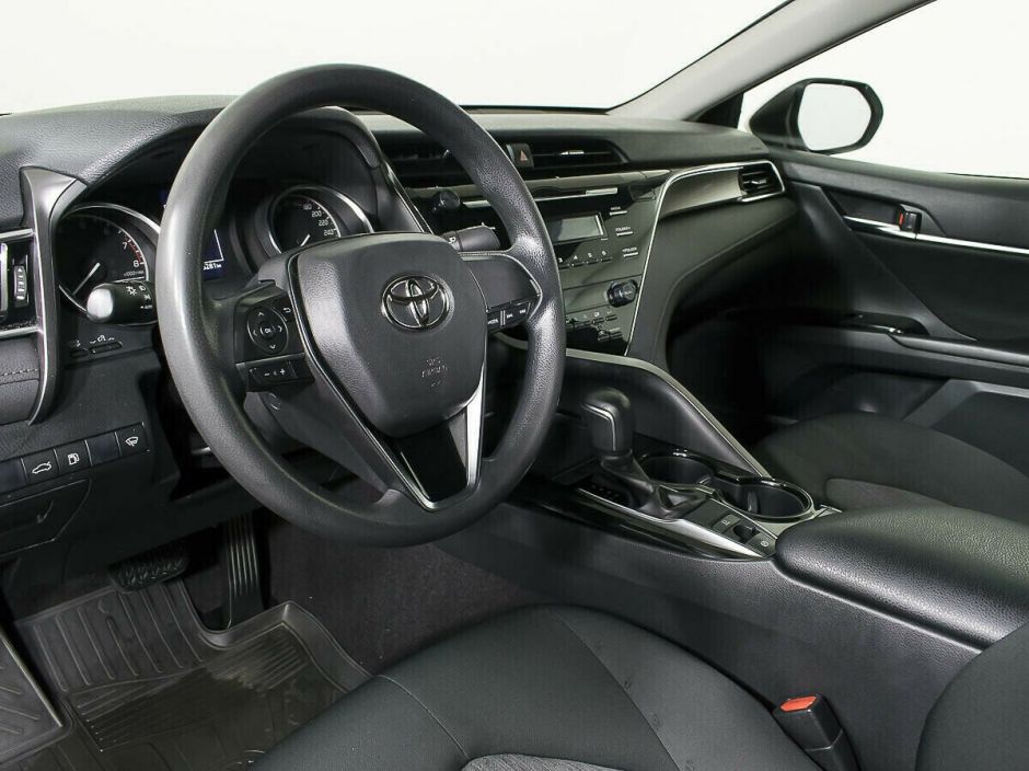 Toyota Camry 2.0 АКПП, 2018, 69 000 км фото 5