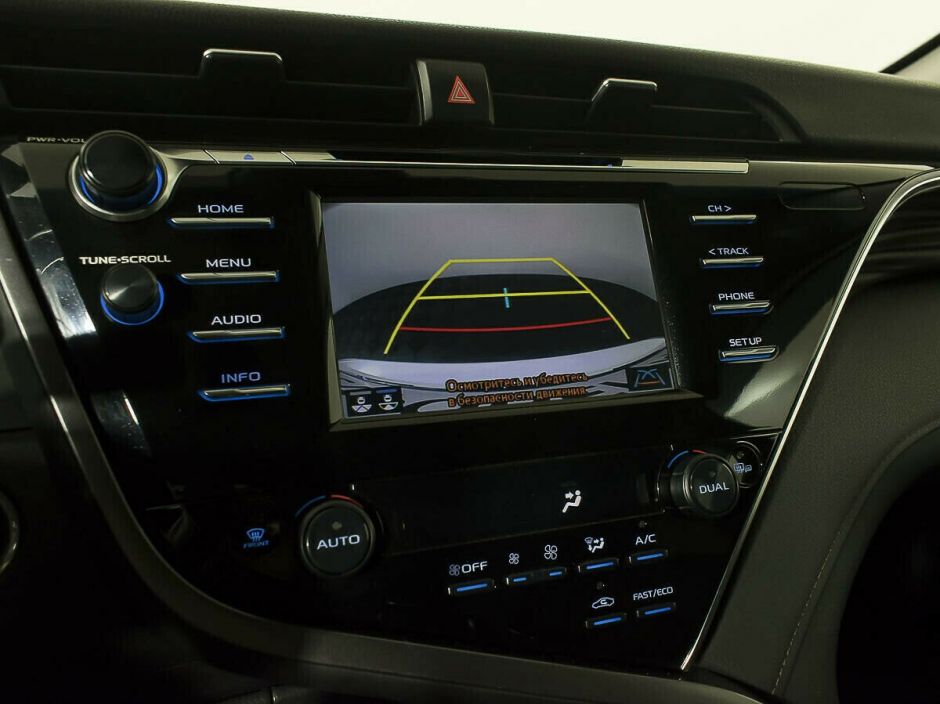 Toyota Camry 2.5 АКПП, 2018, 72 000 км фото 8