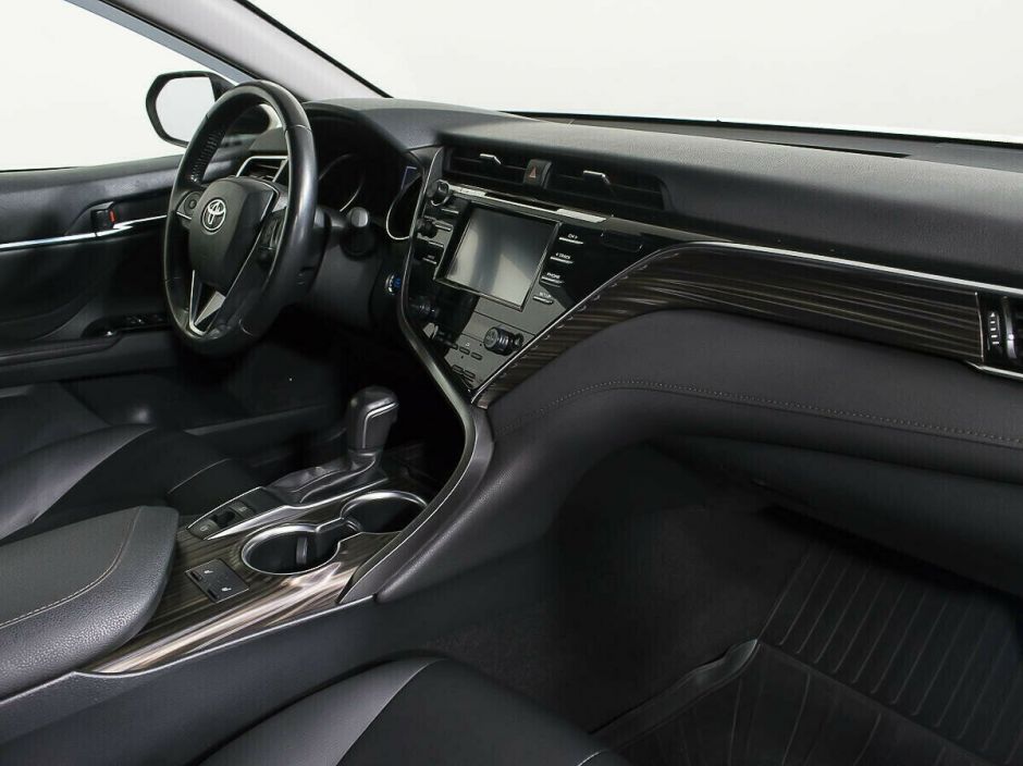 Toyota Camry 2.5 АКПП, 2018, 72 000 км фото 12