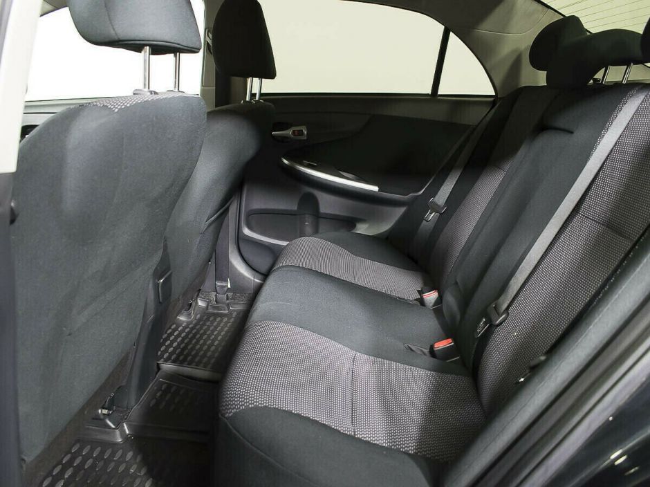 Toyota Corolla 1.6 АКПП, 2012, 141 000 км фото 3