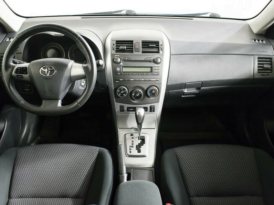 Toyota Corolla 1.6 АКПП, 2012, 141 000 км фото 8