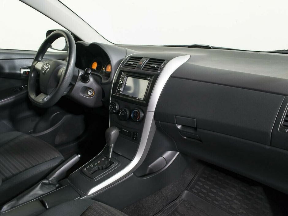 Toyota Corolla 1.6 АКПП, 2012, 133 000 км фото 7
