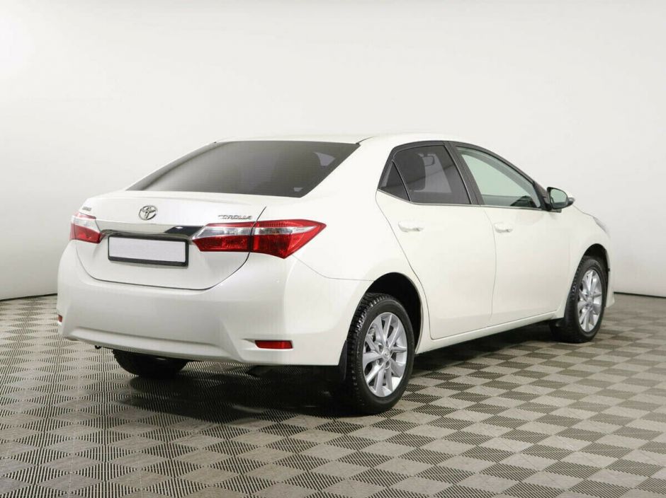 Toyota Corolla 1.6 CVT, 2014, 109 000 км фото 2