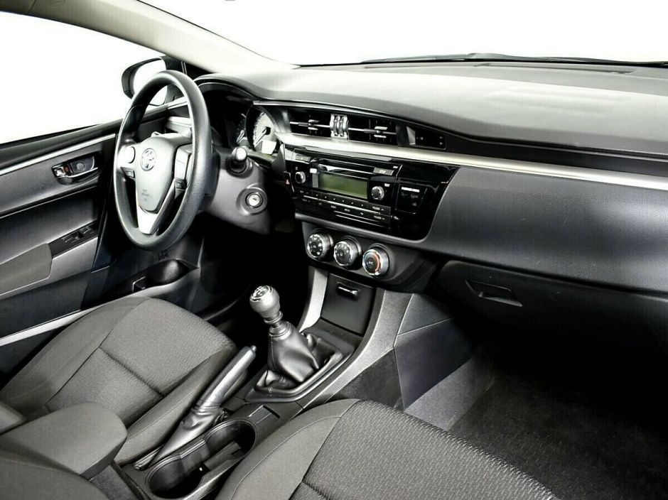 Toyota Corolla 1.6 МКПП, 2013, 127 000 км фото 5